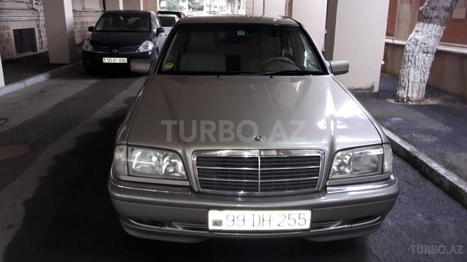 Mercedes C 220 1999, 223,598 km - 2.2 l - Bakı