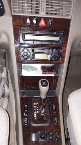 Mercedes C 220 1999, 223,598 km - 2.2 l - Bakı