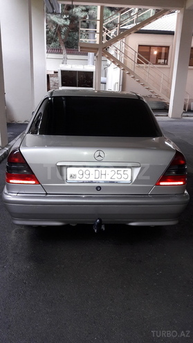 Mercedes C 220 1999, 223,598 km - 2.2 l - Bakı