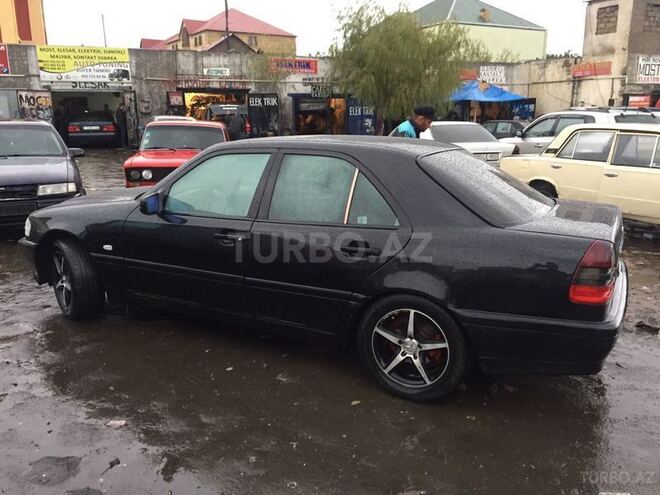 Mercedes C 240 1998, 295,000 km - 2.4 l - Bakı
