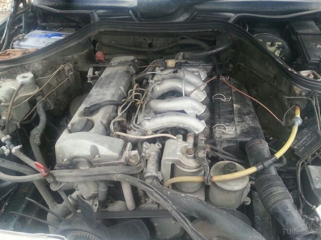 Mercedes E 250 1995, 300,000 km - 0.3 л - Bakı
