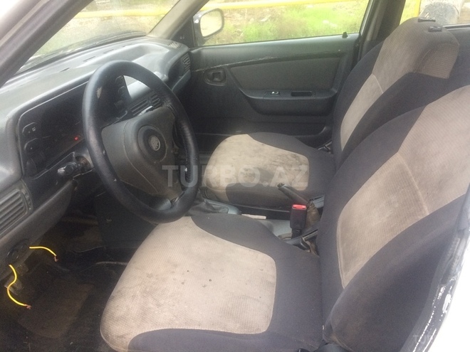 Daewoo Nexia 1997, 300,000 km - 1.6 л - Bakı