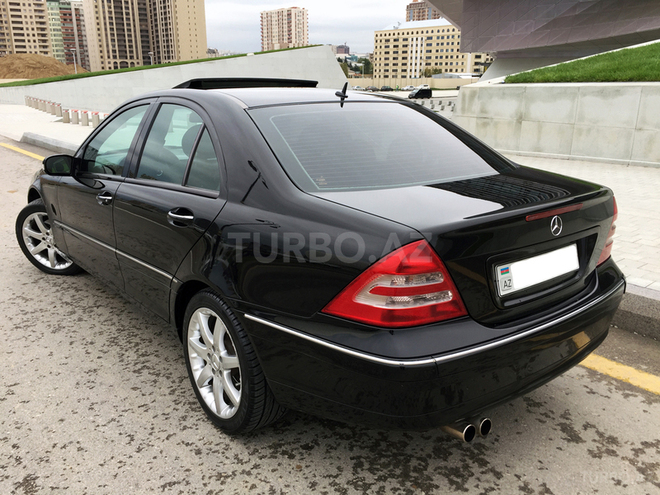 Mercedes C 240 2000, 208,000 km - 2.6 l - Bakı