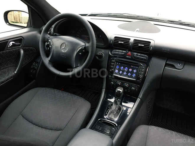 Mercedes C 240 2000, 208,000 km - 2.6 l - Bakı