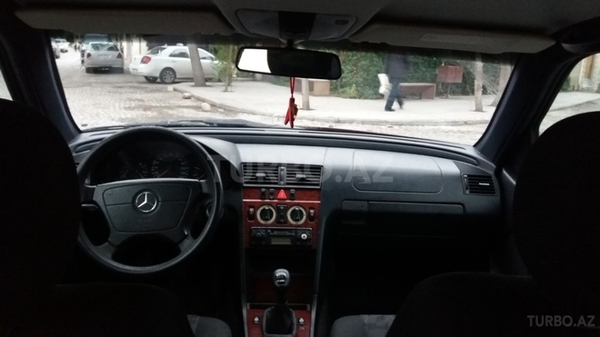 Mercedes C 180 1999, 267,000 km - 1.8 l - Bakı