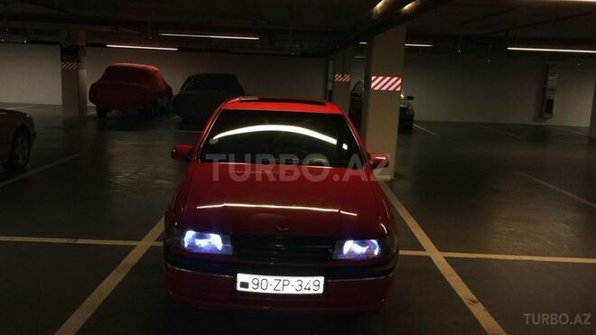 Opel Vectra 1990, 272,653 km - 2.0 l - Bakı