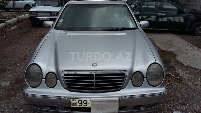 Mercedes E 270 2001, 43,000 km - 2.7 l - Sumqayıt