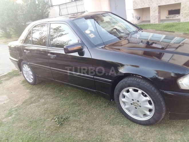 Mercedes C 280 1998, 245,000 km - 2.8 l - Sabirabad