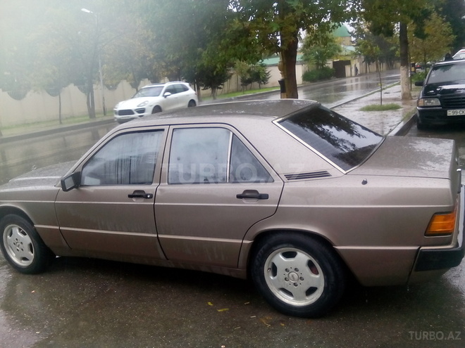 Mercedes 190 1990, 468,000 km - 2.0 l - Bakı