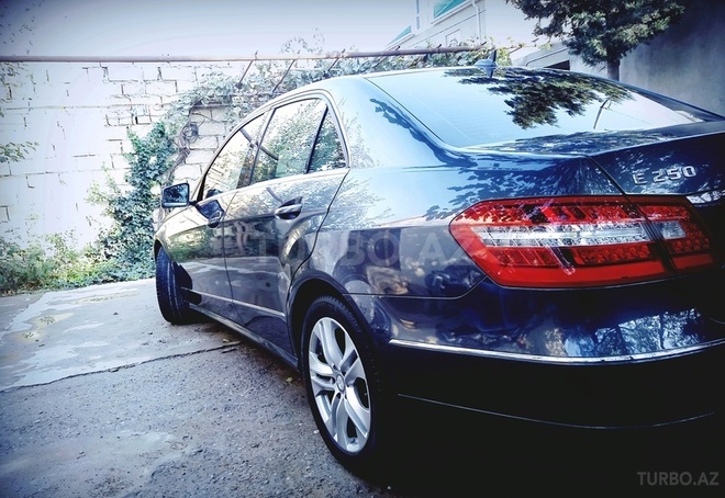 Mercedes E 250 2009, 209,000 km - 2.1 l - Sumqayıt
