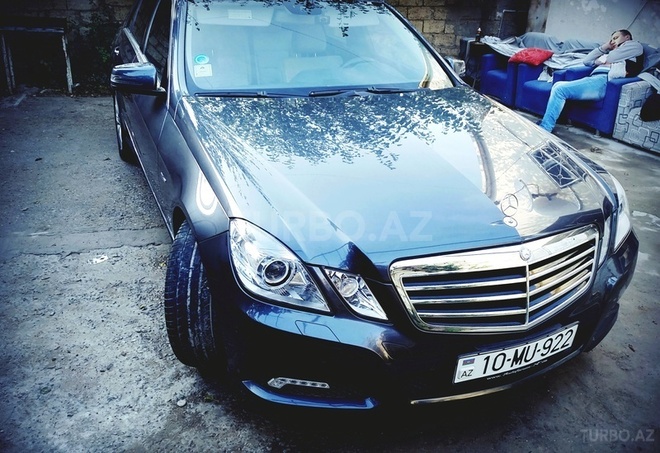 Mercedes E 250 2009, 209,000 km - 2.1 l - Sumqayıt