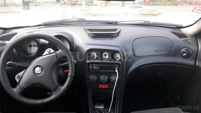 Alfa Romeo 156 1999, 272,000 km - 2.0 л - Sumqayıt