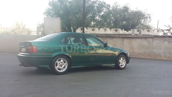 BMW 318 1992, 399,497 km - 1.8 l - Bakı