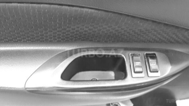 Toyota Yaris 2007, 3,222,226 km - 1.3 l - Bakı