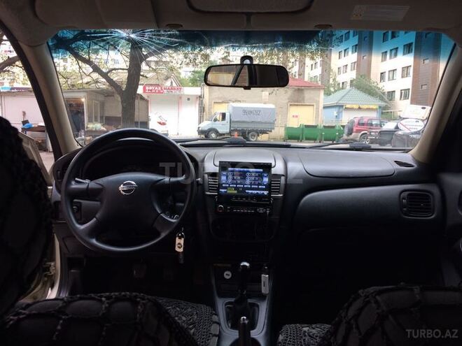 Nissan Sunny 2003, 245,000 km - 1.6 l - Bakı