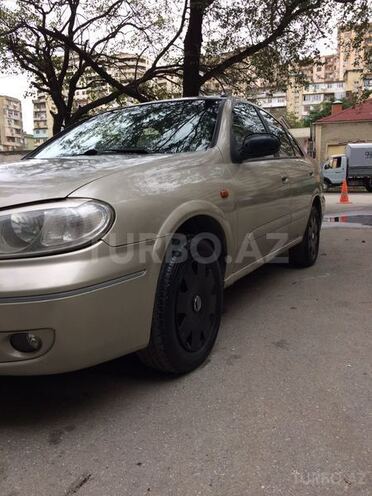 Nissan Sunny 2003, 245,000 km - 1.6 l - Bakı