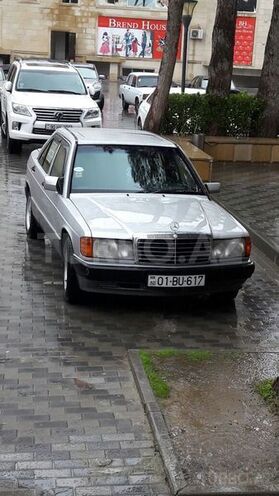 Mercedes E 200 1993, 18,000 km - 2.0 л - Bakı
