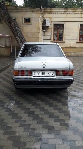 Mercedes E 200 1993, 18,000 km - 2.0 л - Bakı