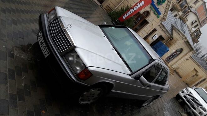 Mercedes E 200 1993, 18,000 km - 2.0 л - Bakı