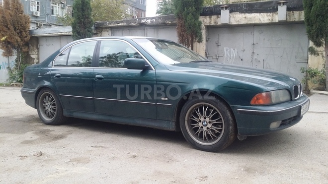 BMW 528 1996, 300,000 km - 2.8 л - Bakı