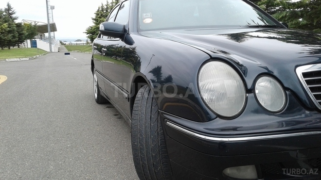 Mercedes E 240 2000, 210,000 km - 2.4 l - Şəmkir