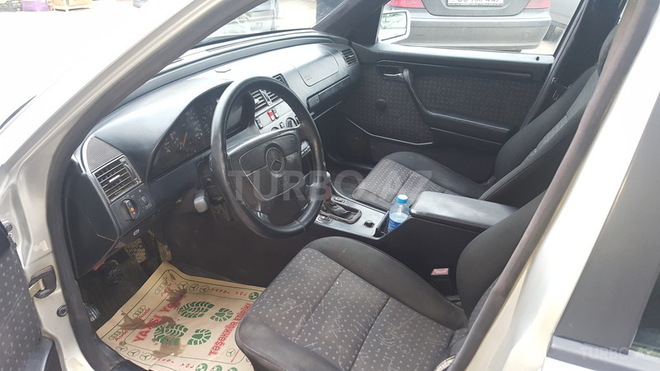 Mercedes C 180 1993, 280,000 km - 1.8 л - Sumqayıt