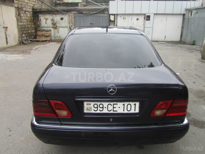 Mercedes E 220 1998, 344,500 km - 2.2 l - Bakı