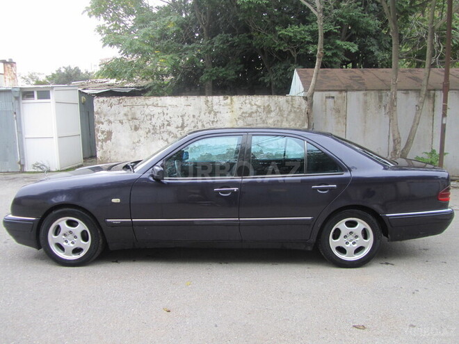 Mercedes E 220 1998, 344,500 km - 2.2 l - Bakı