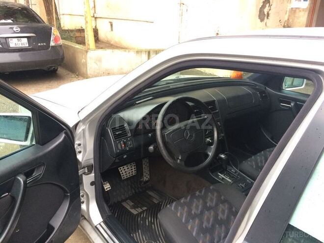 Mercedes C 180 1999, 135,000 km - 1.8 l - Bakı