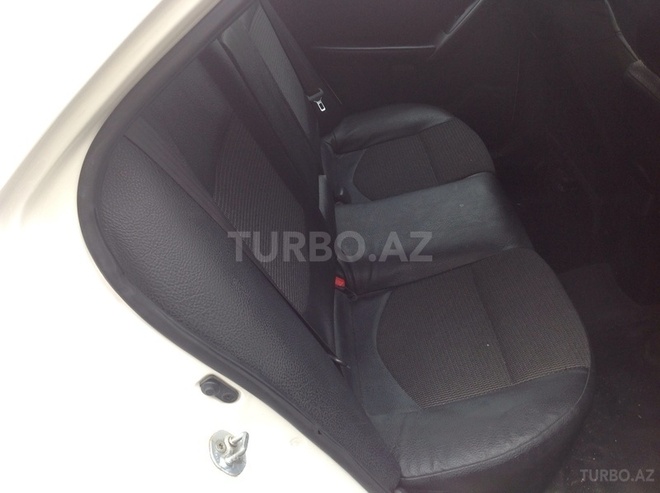 Kia Cerato 2010, 136,000 km - 1.6 l - Bakı
