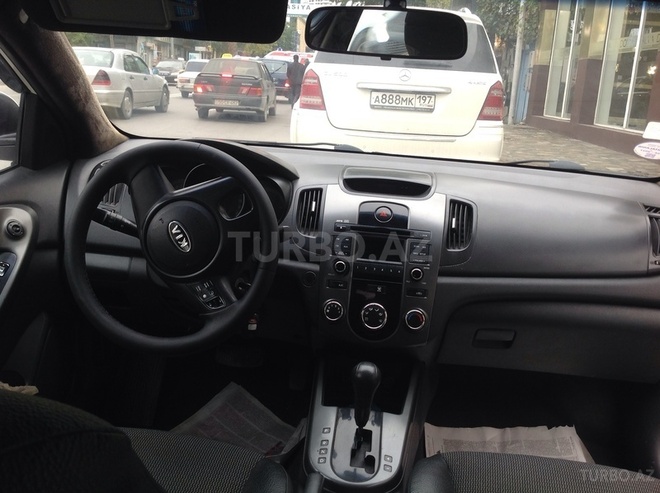 Kia Cerato 2010, 136,000 km - 1.6 l - Bakı
