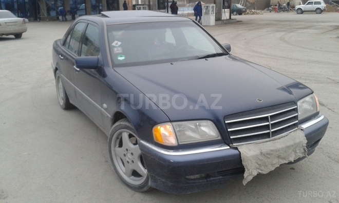 Mercedes C 240 1999, 245,000 km - 0.2 л - Bakı