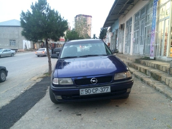 Opel Astra 1997, 150,000 km - 1.6 l - Bakı