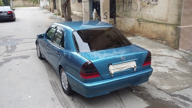 Mercedes C 220 1999, 350,000 km - 2.2 l - Bakı