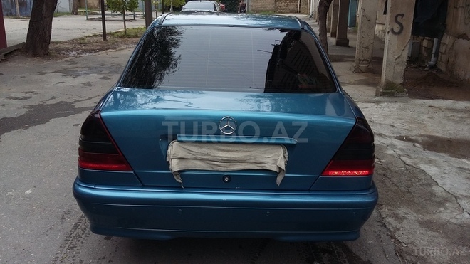 Mercedes C 220 1999, 350,000 km - 2.2 l - Bakı
