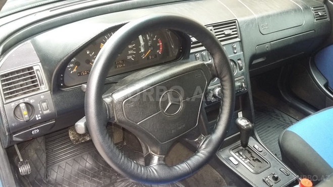 Mercedes C 220 1999, 350,000 km - 2.2 l - Bakı