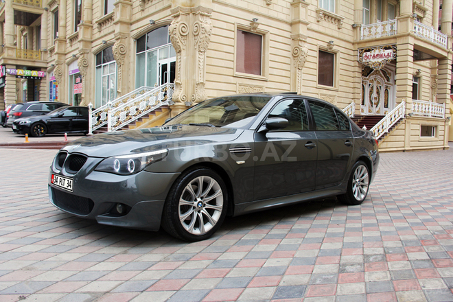 BMW 525 2005, 245,000 km - 2.5 л - Bakı