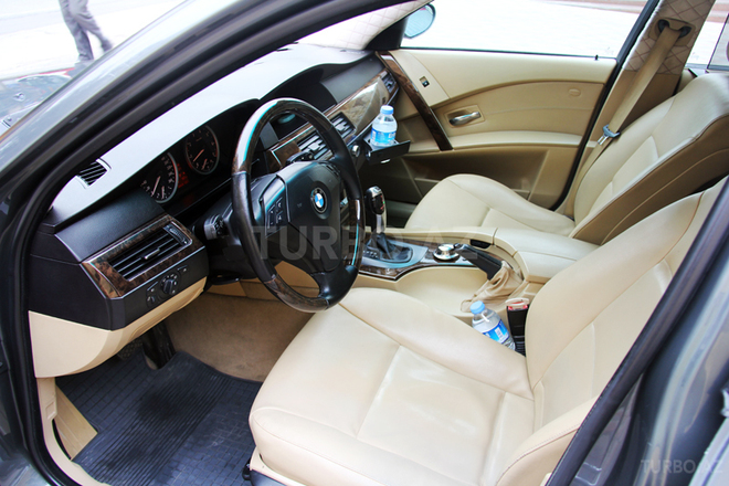 BMW 525 2005, 245,000 km - 2.5 л - Bakı