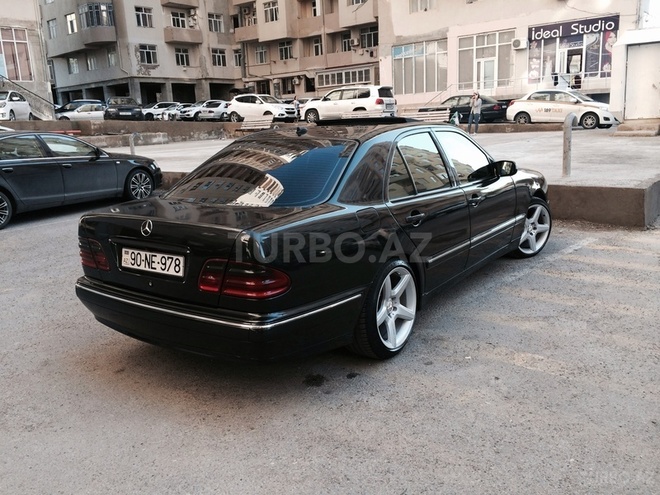 Mercedes  2002, 118,000 km - 2.2 l - Bakı