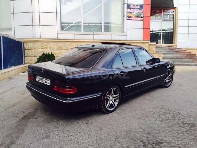 Mercedes  2002, 118,000 km - 2.2 l - Bakı
