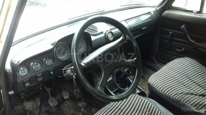 LADA (VAZ) 2106 1988, 896,200 km - 1.3 л - Salyan