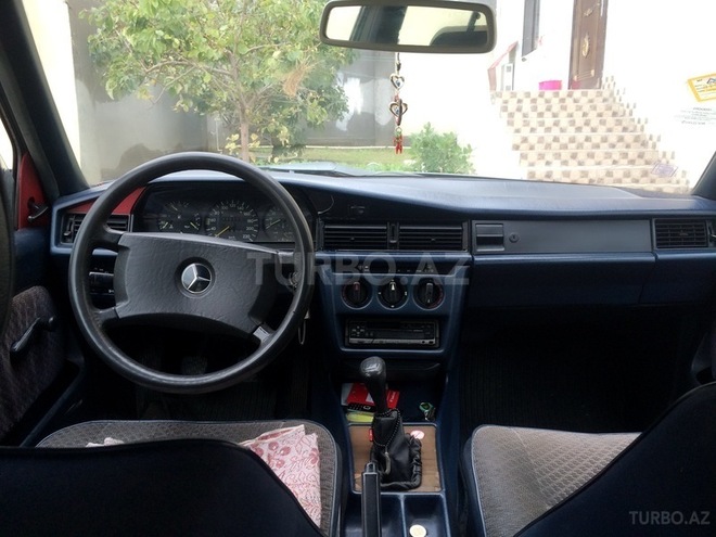 Mercedes 190 1989, 302,000 km - 2.0 l - Bakı