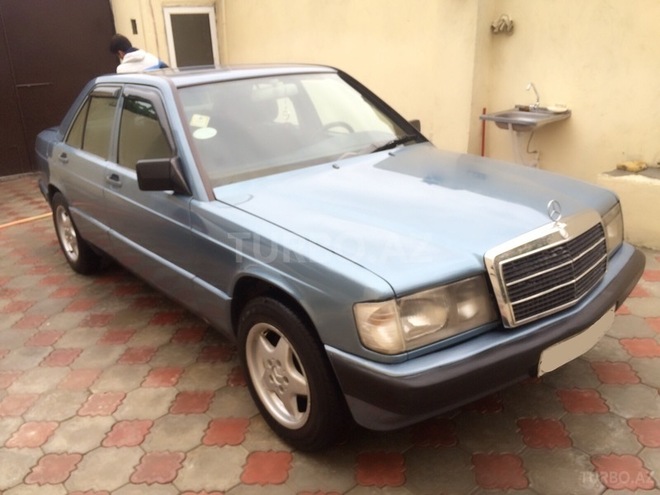 Mercedes 190 1989, 302,000 km - 2.0 l - Bakı