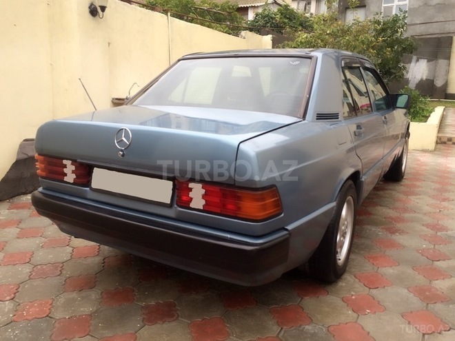 Mercedes 190 1989, 302,000 km - 2.0 l - Bakı