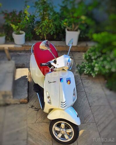 Vespa  2013, 11 km - 0.1 л - Bakı