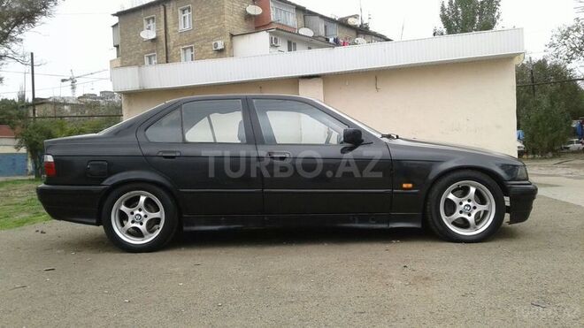 BMW 316 1993, 320,000 km - 1.6 л - Sumqayıt
