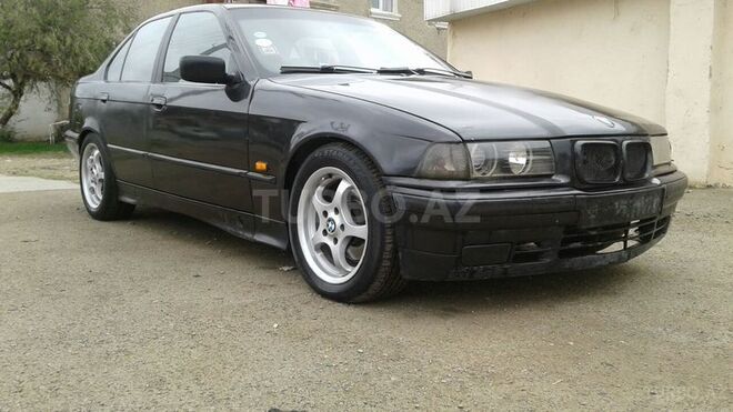 BMW 316 1993, 320,000 km - 1.6 л - Sumqayıt