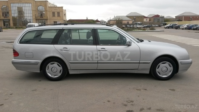Mercedes E 220 1999, 253,785 km - 2.2 l - Sumqayıt