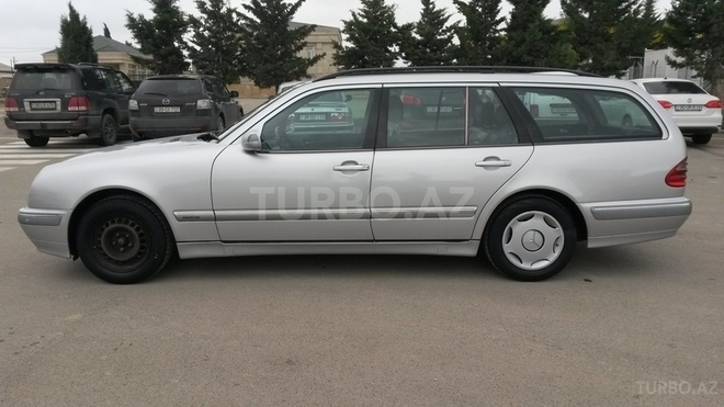 Mercedes E 220 1999, 253,785 km - 2.2 l - Sumqayıt