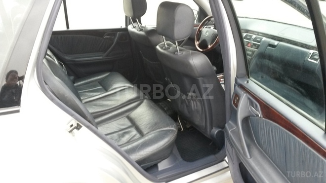 Mercedes E 220 1999, 253,785 km - 2.2 l - Sumqayıt